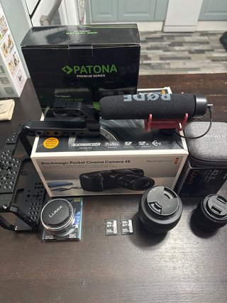 Bmpcc 4K+objetivos, accesorios, micro, sd...