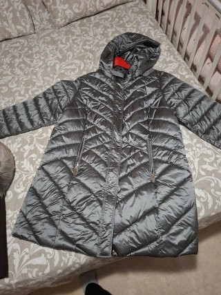 Chaquetón acolchado gris