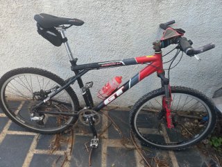 Bicicleta de Montaña GT Avalanche 2.0