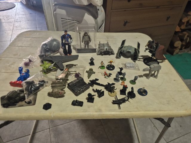 Lote de figuras y naves Star Wars