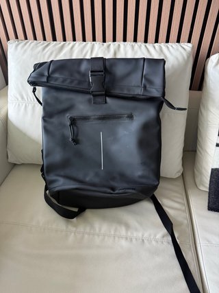 Mochila Enrollable Negra