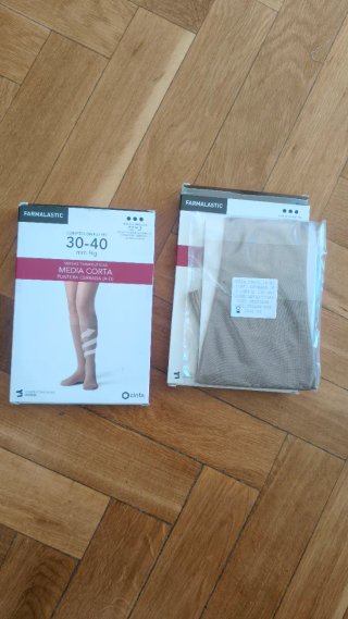 Dos Medias de Compresión Farmalastic Talla S