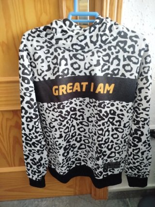Sudadera Great I Am Estampado Animal
