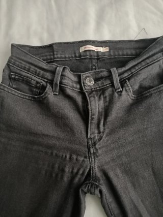 Pantalones Levi's 710 Super Skinny Negros