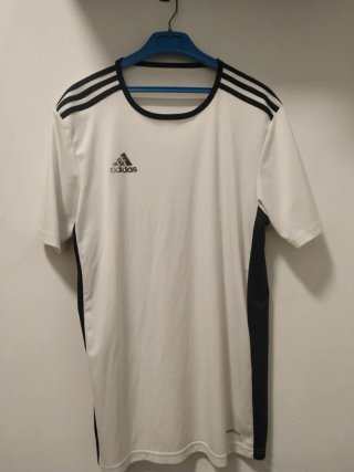 Camiseta Adidas Blanca y Negra
