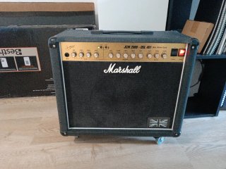 Amplificador Marshall JCM 2000 DSL 401