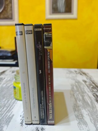 Lote 4 DVDs II Guerra Mundial y Cine Español