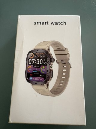 Smartwatch con correa negra