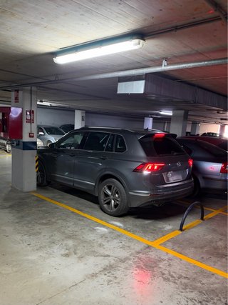 Alquiler parking puerta blanca