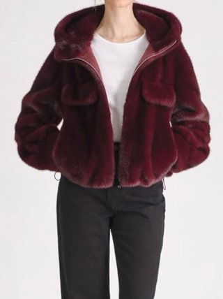 Chaqueta de Pelo Burdeos con Capucha