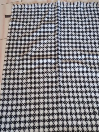 Bufanda con estampado geométrico