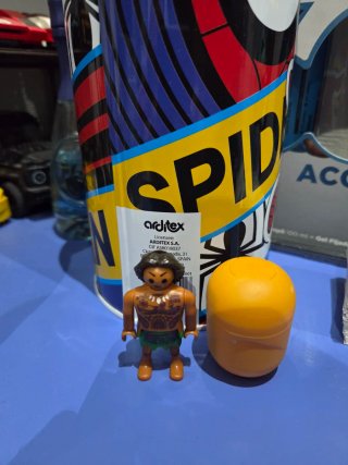 Figura Maui de Vaiana y cápsula sorpresa