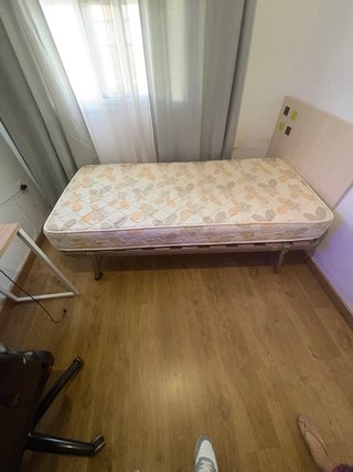 2 Somieres y 2 Colchones de 90cm