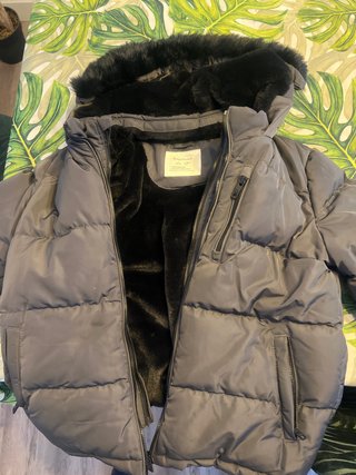 Abrigo Kings & Co Gris Talla M para 13 Años