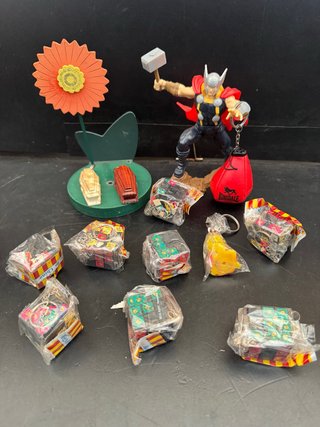 Lotto di 9 portachiavi assortiti