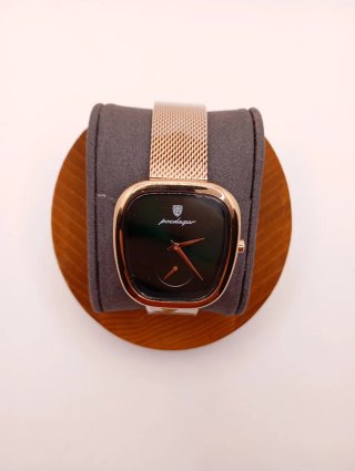 Reloj Poedagar Negro y Dorado