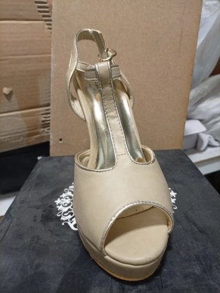 Zapatos de vestir beige