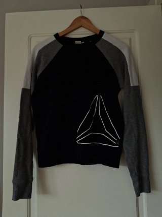 Sudadera Reebok Negra y Gris