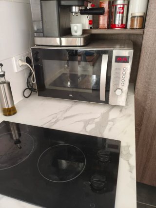 Microondas OK. con Acabado Metalizado