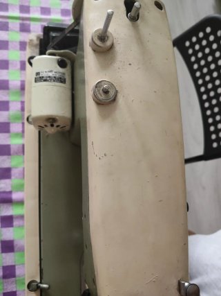Máquina de coser Alfa