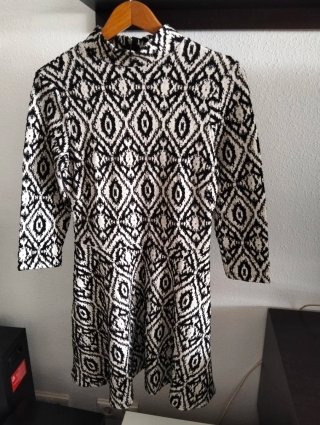 Vestido H&M Estampado Talla L
