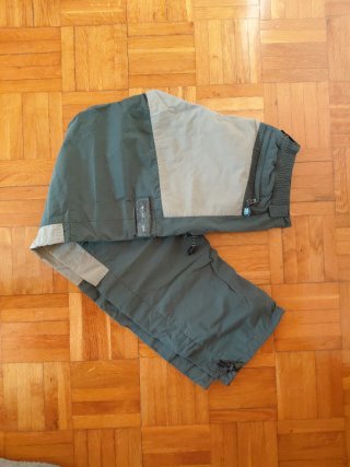 Pantalón de senderismo