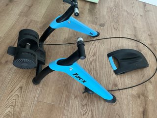 Rodillo de entrenamiento para bici Tacx