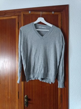 Jersey Zara Gris Cuello Pico Talla M