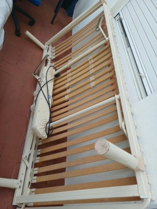 Cama articulada eléctrica