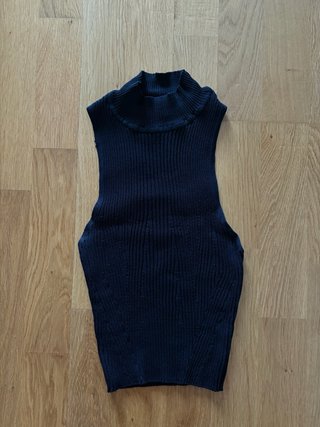 Top Halter Negro Talla M