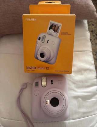 Cámara Fujifilm Instax Mini 12 Violeta