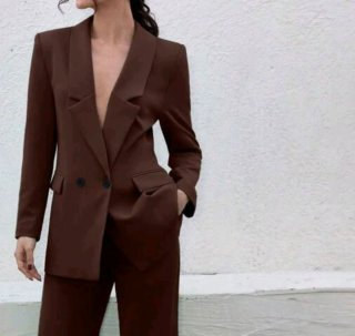 Blazer Marrón Entallado