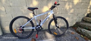Bicicleta Btwin Rockrider 300
