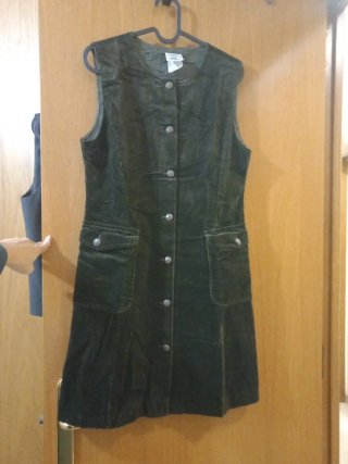 Vestido de pana verde oliva vintage