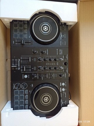 Controladora DJ Pioneer DDJ-400
