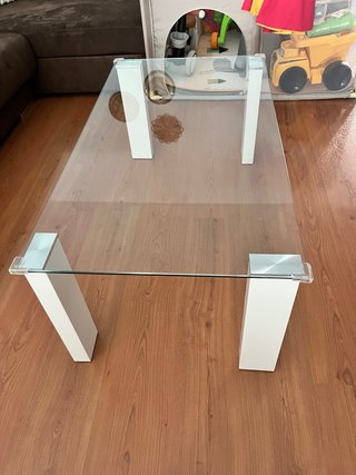 Mesa de centro de cristal y metal