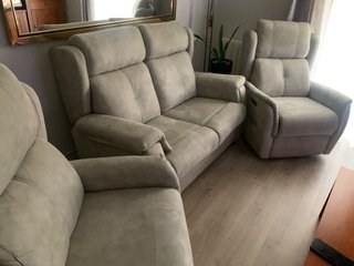 Conjunto Sofá y 2 Sillones Eléctricos