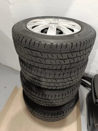 4 Ruedas de Nieve Hankook con Llantas 16"