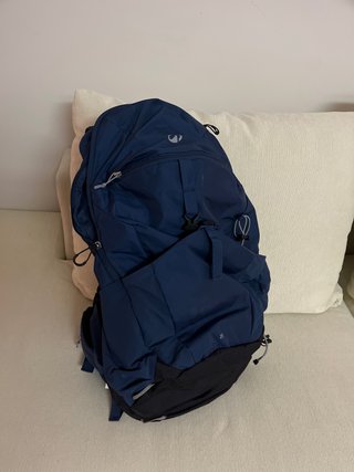 Mochila de Montaña 30L Azul. Sin estrenar. Nueva.