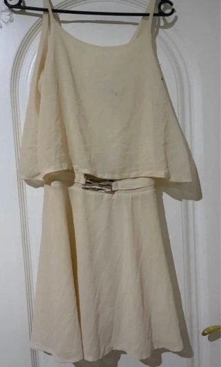 Vestido corto beige Miss Miss