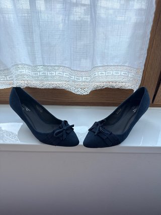 Zapatos de tacón Marypaz azul.