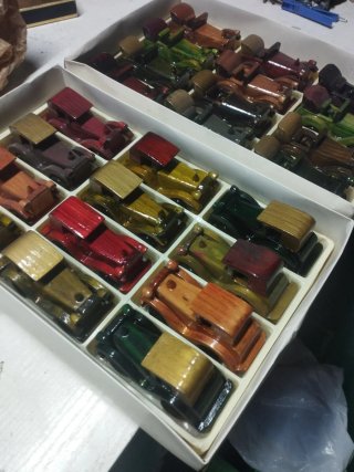 Set de 18 Coches de Madera de Época
