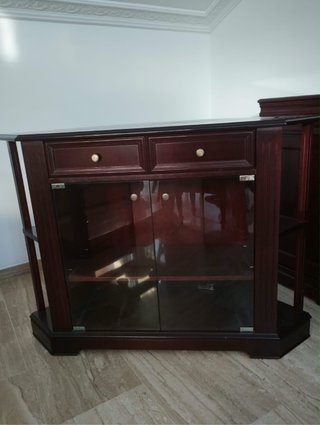 Mueble de Madera Color Caoba