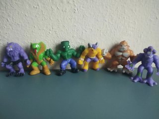 Lote 6 muñecos Stretcherz Stretch Squad minis