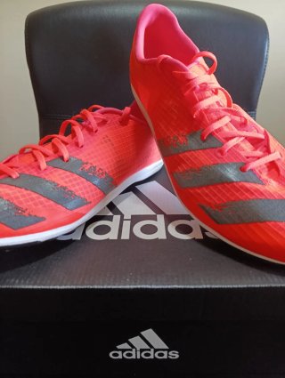 Zapatillas de clavos Adidas para velocidad