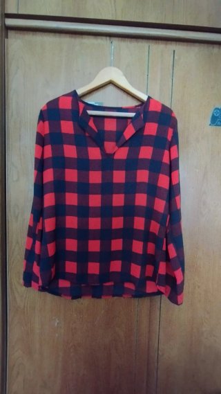 Blusa Pronto Moda Roja y Negra Talla XS