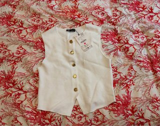 top chaleco zara talla S nuevo con etiqueta