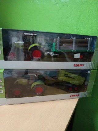 2 Tractores Claas con Remolque