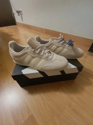 Zapatillas Adidas Beis