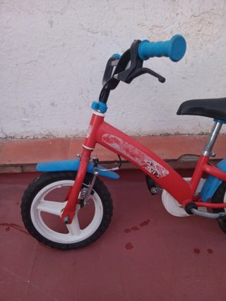 Bicicleta Infantil Roja y Azul